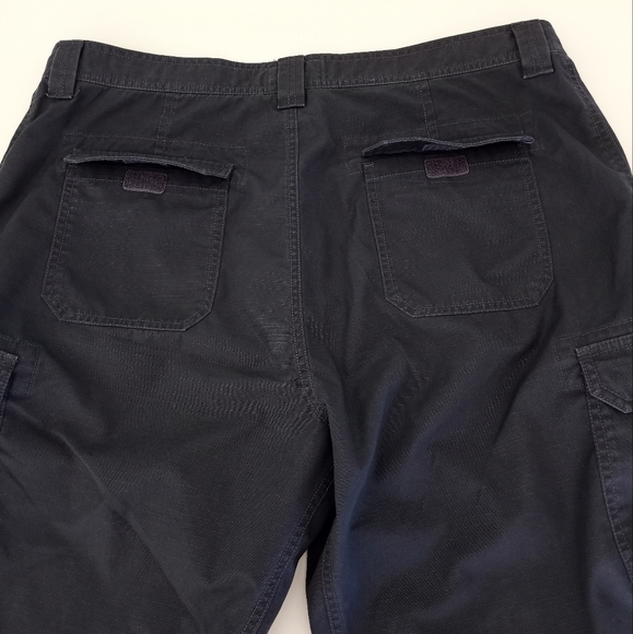 The North Face Dark Gray Cargo Shorts Mens Size 40 - Picture 7 of 14